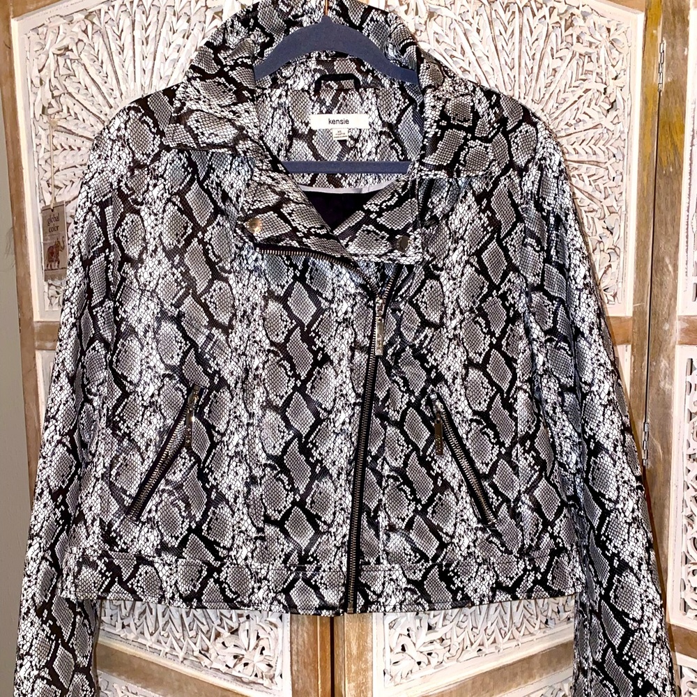 Kensie Blazer size XL